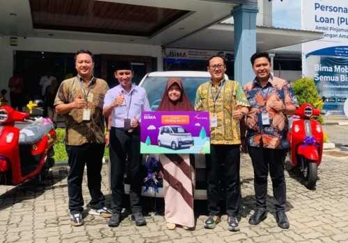 Enam Nasabah Beruntung Raih Hadiah Mobil Listrik dan Motor Hybrid dalam Undian Tabungan Bima Bank Jateng Wilayah Capem dan Cabang Kendal