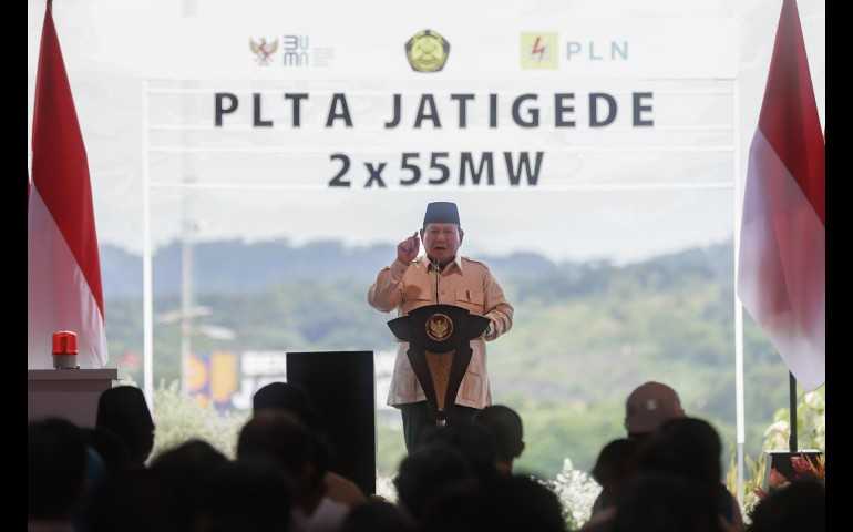 Gebrakan 100 Hari, Presiden Prabowo Resmikan 37 Proyek Ketenagalistrikan Nasional sebagai Fondasi Mengejar Target Pertumbuhan Ekonomi 8 Persen