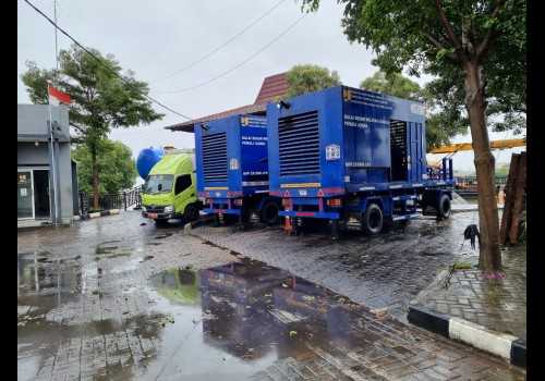 Pemkot Semarang Gerak Cepat Atasi Genangan di Kecamatan Genuk, Tambahkan Dua Pompa Darurat