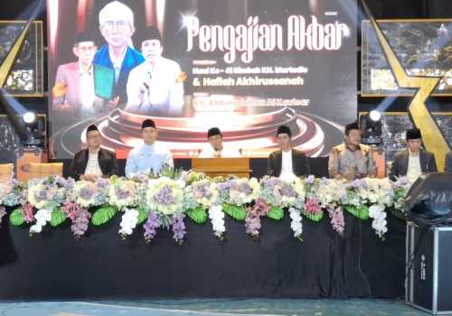 Bupati Kendal Hadiri Haul ke-41 Simbah KH Murtadlo, Panggilan Kerinduan untuk Kebahagiaan Bersama