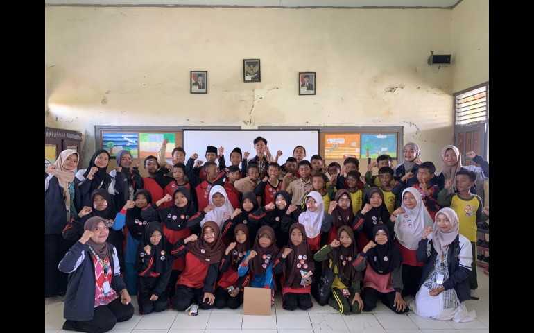 Mahasiswa KKN Tematik UNDIP Berikan Edukasi Kesehatan Reproduksi bagi Siswa SD Randusanga Kulon Brebes