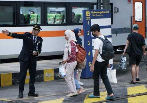 Tiket KA Lebaran H-10 sampai H-2, Semarang Menuju Berbagai Daerah Masih Banyak Tersedia