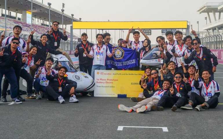 Antawirya UNDIP Berjaya di Qatar, Juara Pertama Shell Eco Marathon 2025