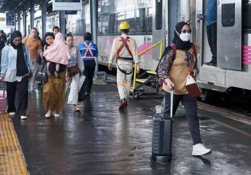 KAI Sediakan KA Tambahan di Daop 4 Semarang, 5 Kereta Siap Antarkan Perjalanan Anda!