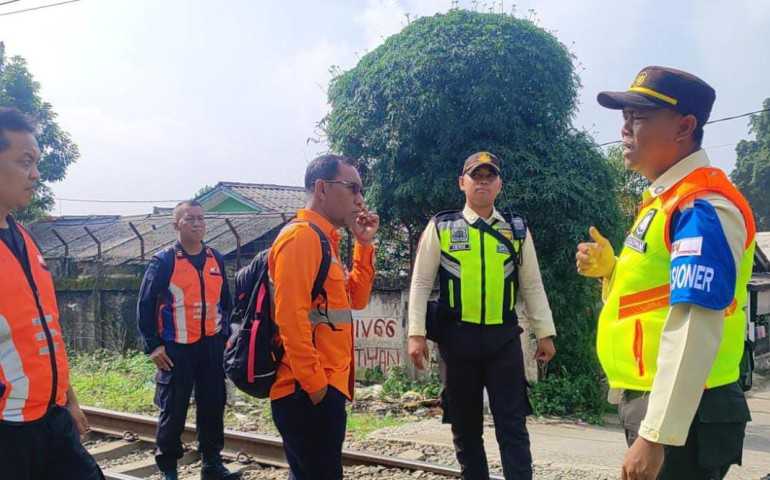 Kecelakaan di Perlintasan Sebidang! KAI Daop 1 Jakarta Angkat Bicara