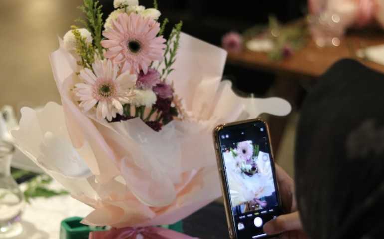 Bunga, Seni, dan Kreativitas! ARTOTEL Suites Bianti Suguhkan Kelas Merangkai Poespa