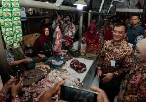 Kunjungan Gubernur Luthfi ke Pasar Boja, Fokus Perbaikan Infrastruktur Menyambut Ramadan