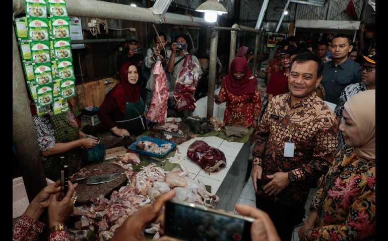 Kunjungan Gubernur Luthfi ke Pasar Boja, Fokus Perbaikan Infrastruktur Menyambut Ramadan