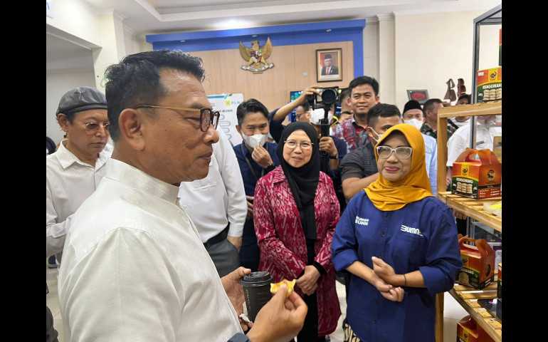 Dorong UMKM Masuk ke Pasar Digital, PLN Siap Beri Pendampingan