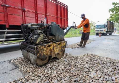 Persiapkan Jalan Mudik Lebaran 2025, Pemprov Jateng Gelar Perbaikan Massal di Seluruh Ruas Jalan