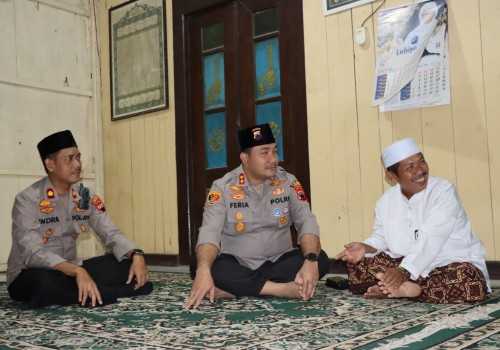 Silaturahmi dan Baksos, Polres Kendal Pastikan Keamanan Ramadhan di Ponpes Nurul Ihsan