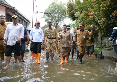 Banjir Semarang Tak Kunjung Surut, Agustina Tegaskan Infrastruktur Harus Diperkuat