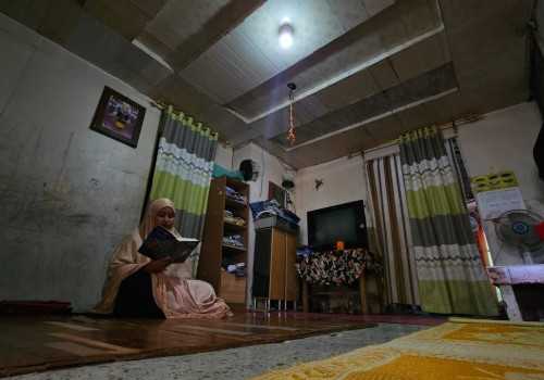 Bulan Ramadan, Donasi Pegawai PLN Beri Sambungan Listrik Gratis Bagi 2.597 Keluarga Prasejahtera