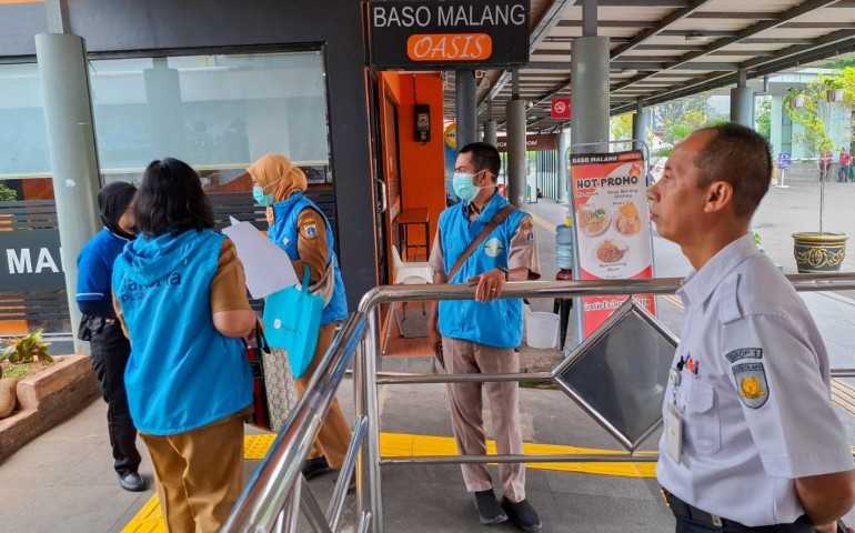 KAI dan Puskesmas Senen Berjaga di Stasiun, Persiapkan Kondisi Terbaik untuk Penumpang Lebaran 2025