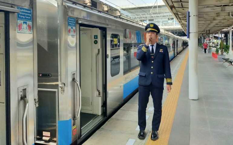 KAI Angkat Bicara Terkait Isu Aktivitas Asusila di Jalur Kereta Api, Ini Langkah yang Akan Diambil