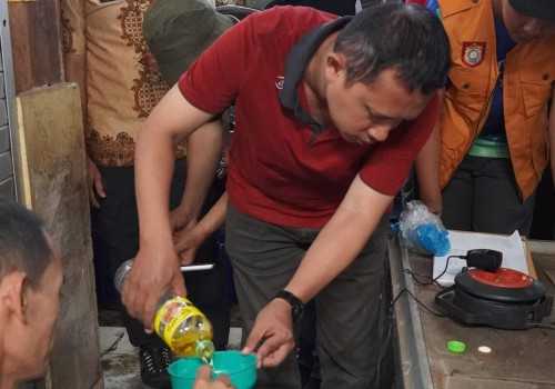 Pengawasan Pasar Kendal: Minyakita Dipastikan Sesuai Ukuran dan Harga
