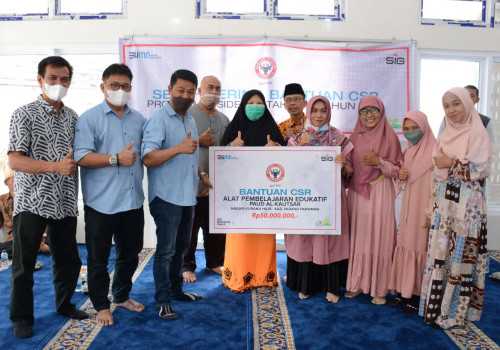 PT Semen Indonesia Kucurkan 2,24 M Dana Pembangunan Penunjang Pendidikan