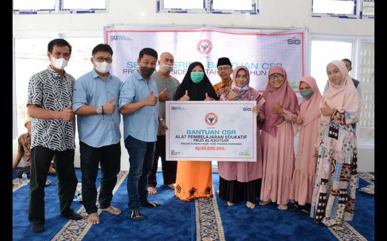 PT Semen Indonesia Kucurkan 2,24 M Dana Pembangunan Penunjang Pendidikan