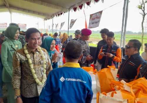 Pasar Murah di Sumberagung Ludes Diserbu Warga