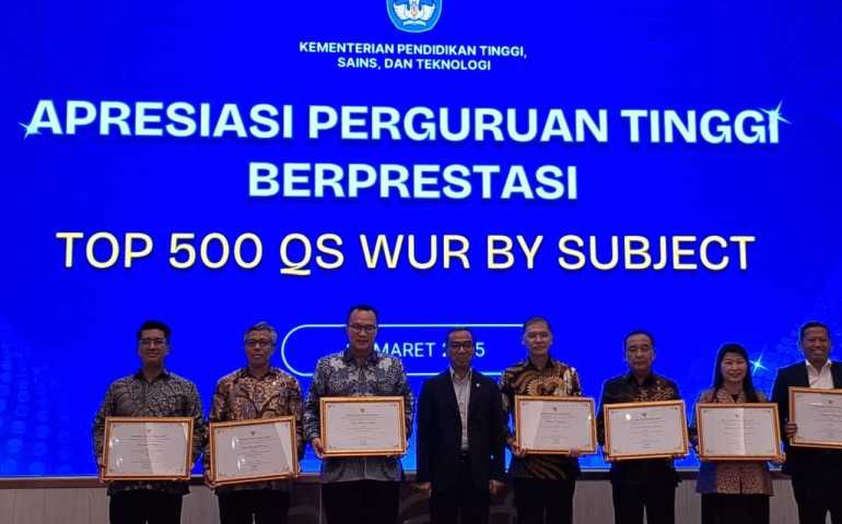 Bangga! UNDIP Sabet Penghargaan Internasional di Ajang QS WUR 2025