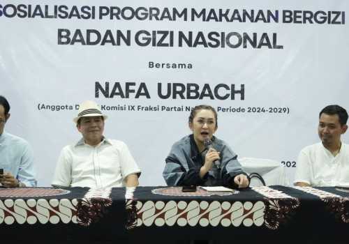 DPR dan BGN Sosialisasi Program Makan Bergizi Gratis di Desa Sriwedari Magelang