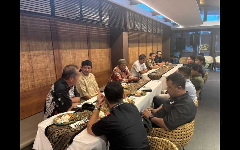 LBH RUPADI Gelar Bukber Spesial, H. Sumanto Tirtowijoyo Ajak Refleksi Keadilan