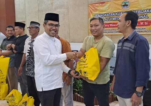 Merajut Kebersamaan, Ferry Wawan Cahyono Pererat Silaturahmi Lewat Buka Puasa di Kebumen