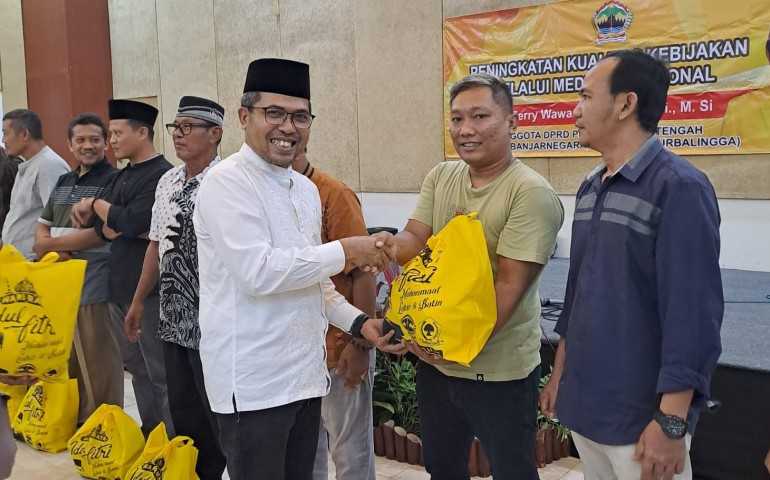 Merajut Kebersamaan, Ferry Wawan Cahyono Pererat Silaturahmi Lewat Buka Puasa di Kebumen