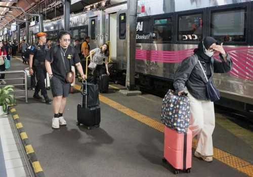 Jumat 28 Maret 2025 Jumlah Kedatangan Penumpang di Stasiun Daop 4 Semarang Meningkat