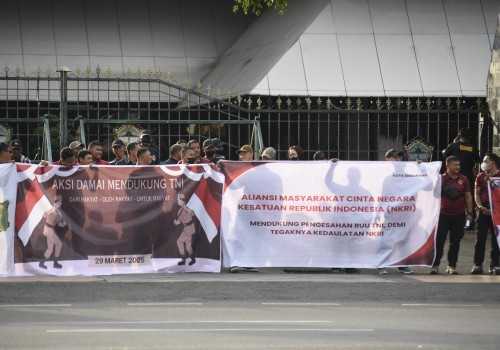 Dukungan Masyarakat Terhadap TNI dalam Aksi Damai, Kecam Terhadap Aksi Demo Merusak
