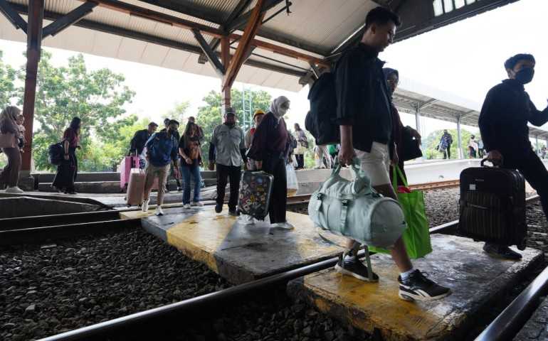 Daop 4 Semarang Operasikan KA Tambahan Lebaran Relasi Semarang-Jakarta Mulai 30 Maret 2025