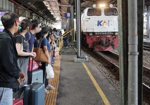 KAI Daop 4 Semarang Sukses Berangkat 94 Ribu Penumpang dalam 3 Hari Masa Arus Balik Lebaran