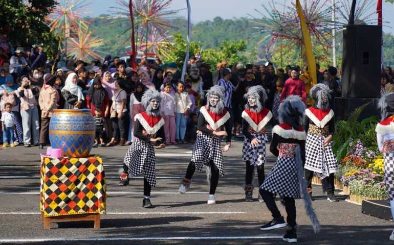 Pemkot Semarang Hidupkan Kembali Ritual Sesaji Rewanda, Dapat Sambutan Antusias Warga