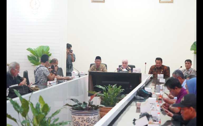 Bupati Kendal Dyah Kartika Permanasari Rangkul Aspirasi Warga Lewat Program Bersih Desa