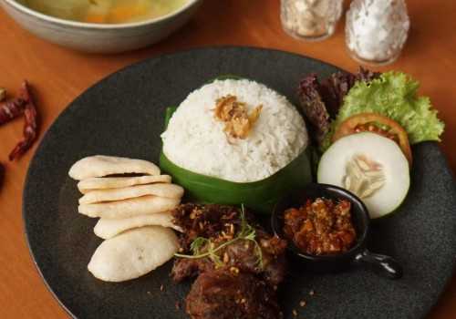 Roca Restaurant Artotel Yogyakarta Rilis Menu Spesial untuk Memanjakan Pengunjung