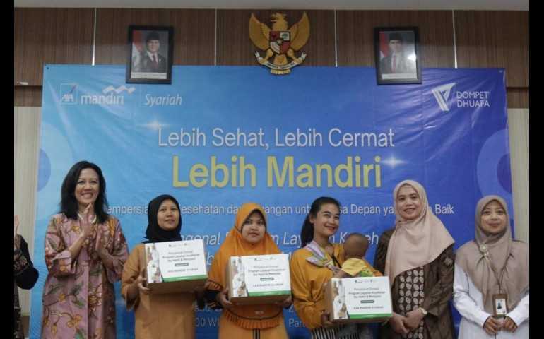 AXA Mandiri Tunjukkan Aksi Cinta Perempuan dengan Bantuan Alkes dan Nutrisi