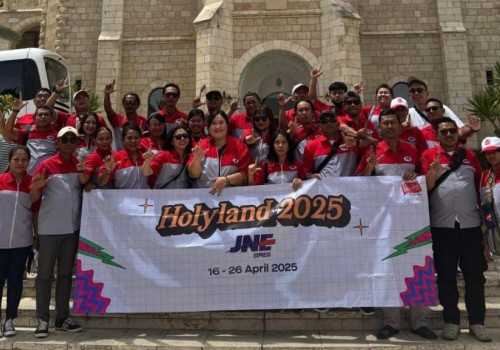 JNE Apresiasi Ksatria dan Srikandi dalam Perjalanan Rohani ke Holyland