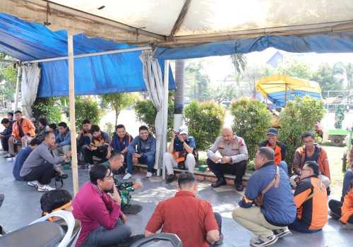 Humanisme dan Solidaritas, Dukungan Bupati Kendal saat Lepas Rombongan Buruh Menuju Semarang