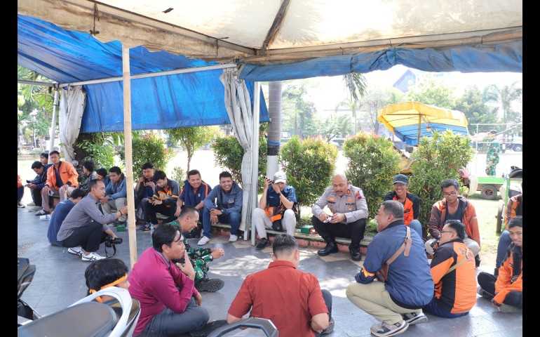 Humanisme dan Solidaritas, Dukungan Bupati Kendal saat Lepas Rombongan Buruh Menuju Semarang