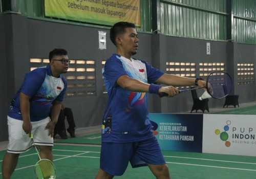 PI Niaga Sinergi dengan PILog dalam Badminton Cup Pupuk Indonesia grup