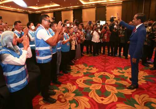 Presiden Jokowi Apresiasi Kerja Keras Seluruh Pihak, Angkat Jempol Untuk PLN