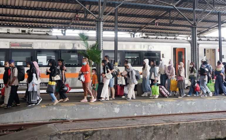 Hindari Kemacetan Akibat Demo Ojol, KAI Daop 4 Semarang Imbau Penumpang Berangkat Lebih Awal ke Stasiun