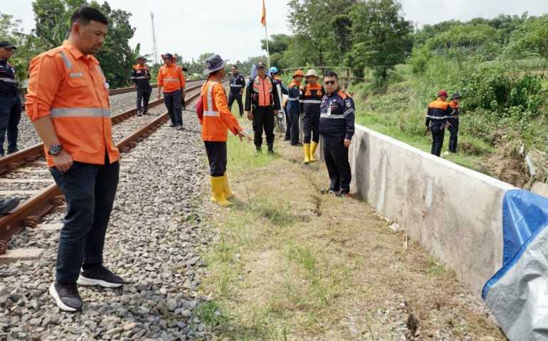 Demi Perjalanan Aman, KAI Daop 4 Semarang Intensifkan Pemeriksaan Jalur Kereta