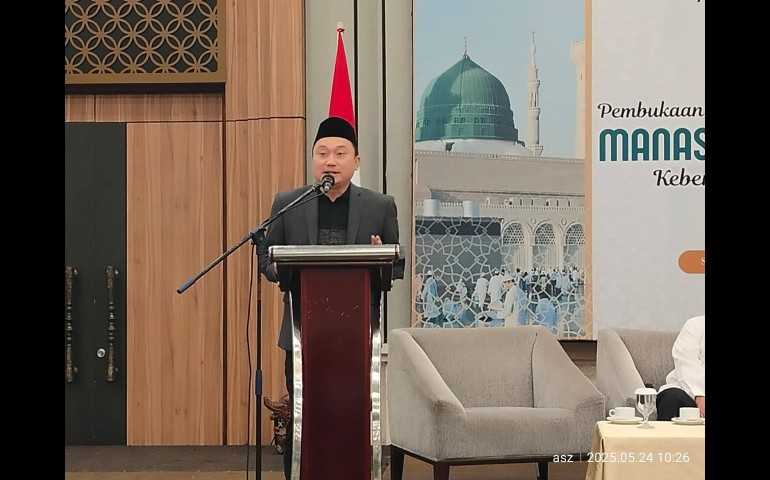 Ratusan Jemaah Dibekali Ilmu Kesehatan oleh Dirut RSI Sultan Agung di Manasik Umrah Akbar Semarang