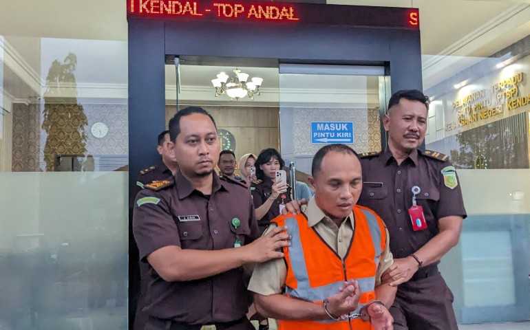 Korupsi Dana Desa, Kejaksaan Negeri Kendal Tetapkan Kades Kertosari Sebagai Tersangka