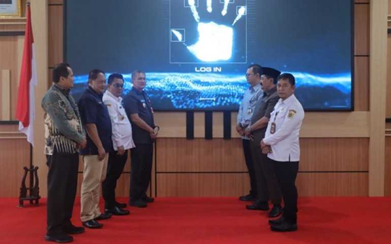 Digitalisasi Layanan Publik, Bank Jateng dan Pemkab Wonogiri Resmikan E-Marketplace & E-Ticketing