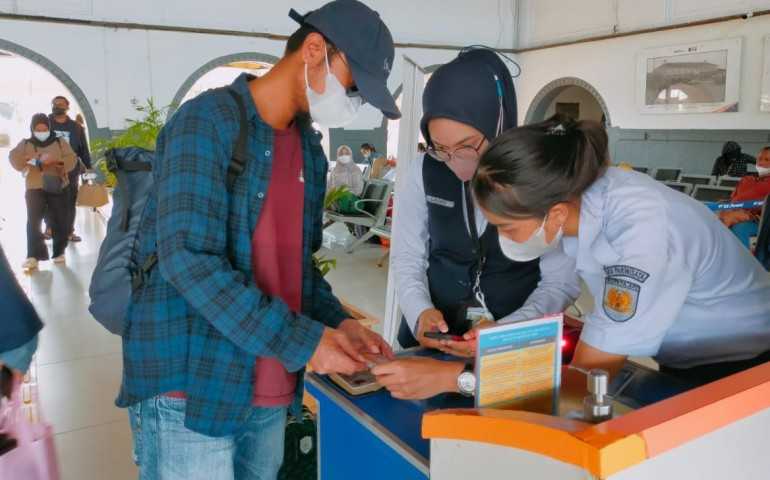 KAI Daop 1 Jakarta Berikan Kenyamanan Ekstra dengan 9 KA Tambahan untuk Libur Panjang Juni 2025