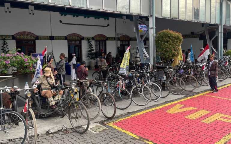 KAI Luncurkan Suite Class Compartment di Momen HUT 111 Tahun Stasiun Tawang