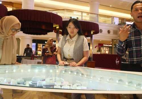 Frank & co. Gaungkan Nilai Berlian pada Momentum Perayaan 29 Tahunnya di Plaza Indonesia