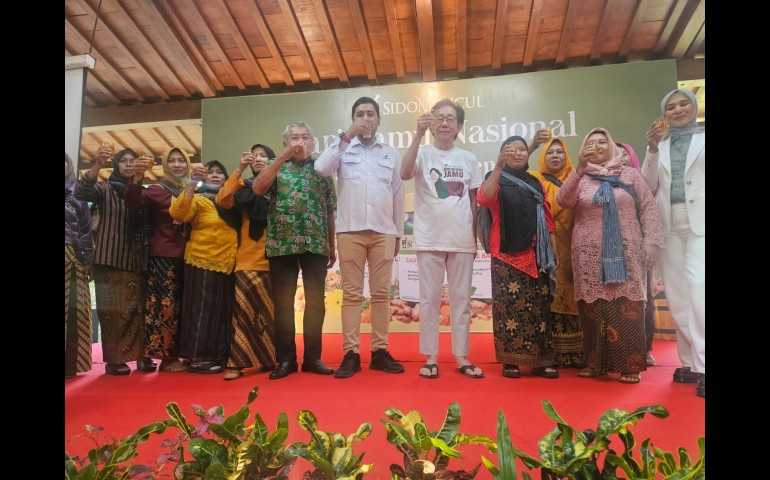 Jamu Milik Semua, Sido Muncul Ajak Pedagang Jamu dan Angkringan Hidupkan Warisan Nusantara